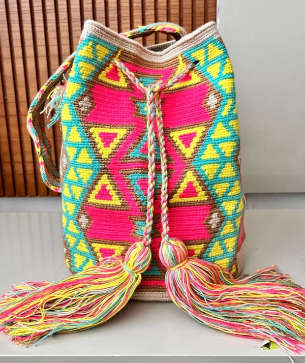 Bolsa com desenho colorida G