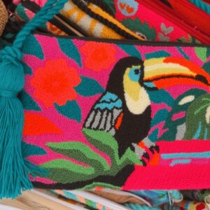 Clutch Tucan Pink com Alça